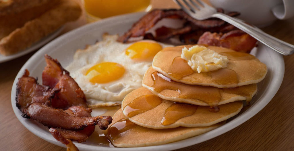 desayuno tipico americano