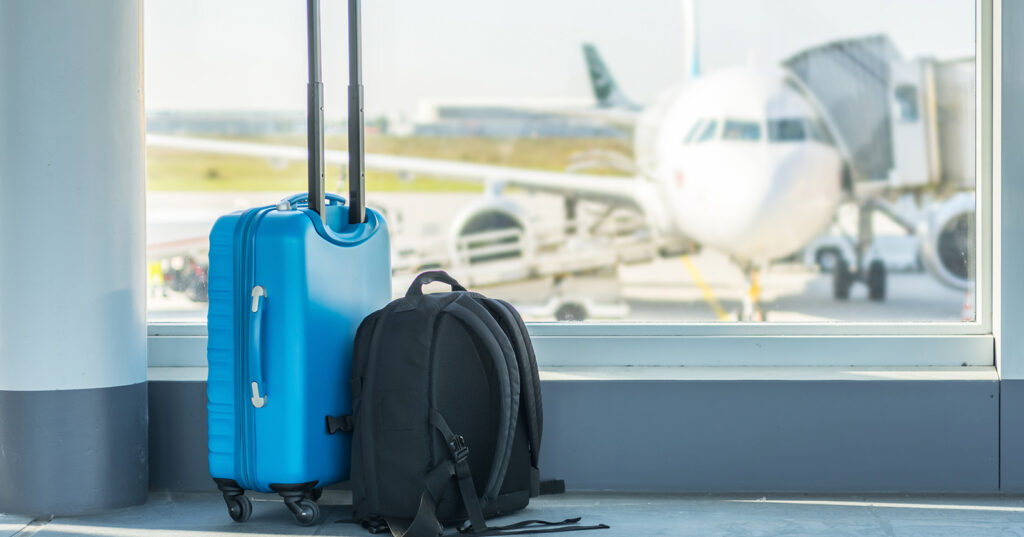 Pack die Basics in deinen Koffer, sei organisiert mit deinem Koffer.