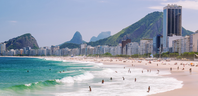 Praia de Copacabana - Pontos turísticos do Rio de Janeiro 
