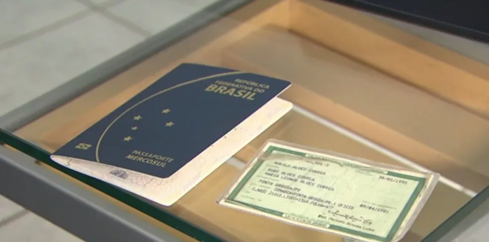 passaporto o carta d'identità
