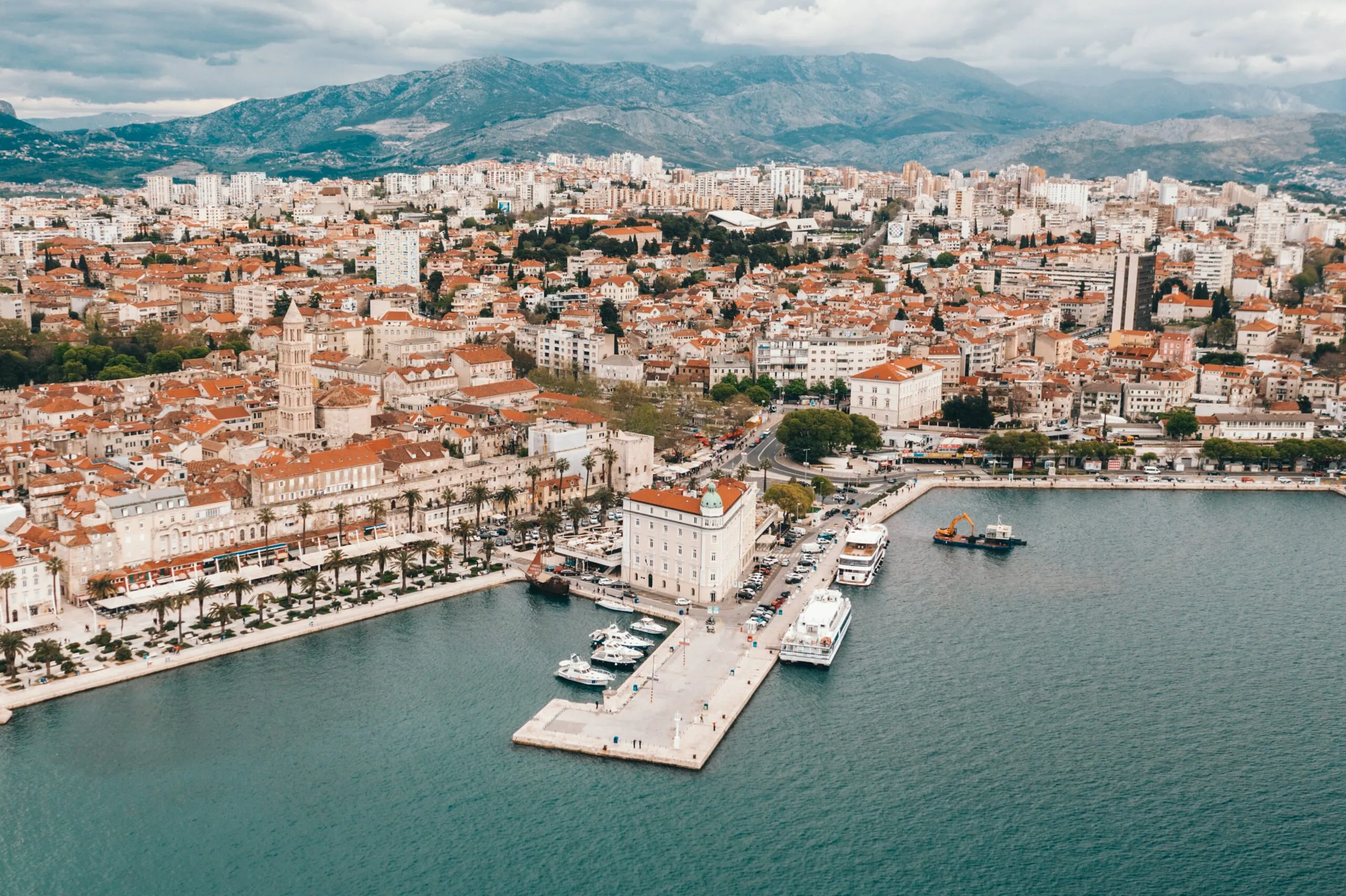 Cidade Velha De Split Na Dalmácia, Croácia. Split É A Cidade