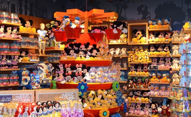 Shops with Disney merchandise - Orlando