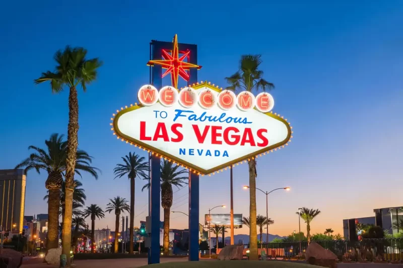 Besuchen Sie das Schild „Welcome to Fabulous Las Vegas“.
